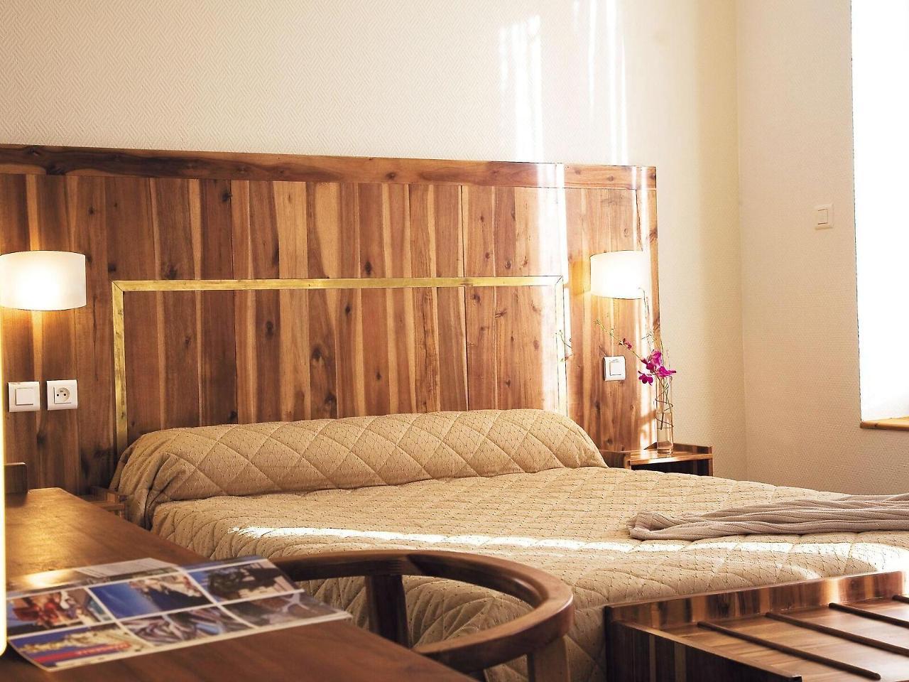 Logis Hotel De France & Restaurant Памие Екстериор снимка