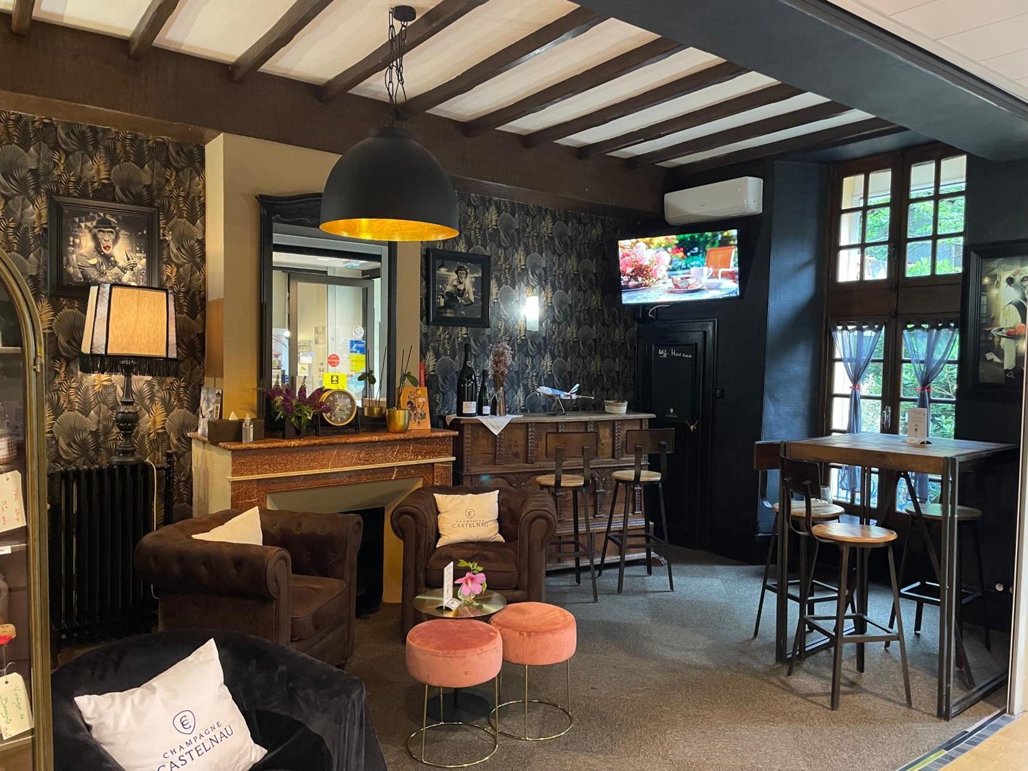 Logis Hotel De France & Restaurant Памие Екстериор снимка