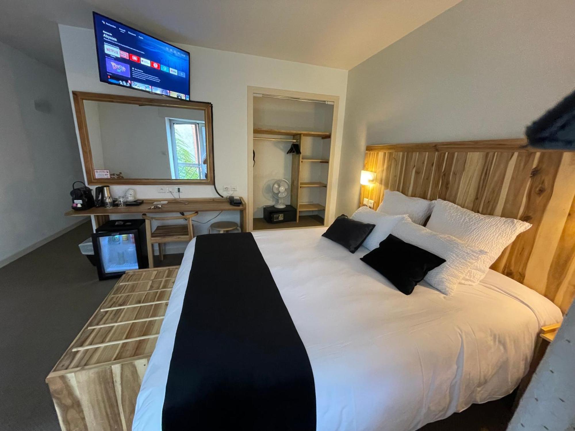 Logis Hotel De France & Restaurant Памие Екстериор снимка