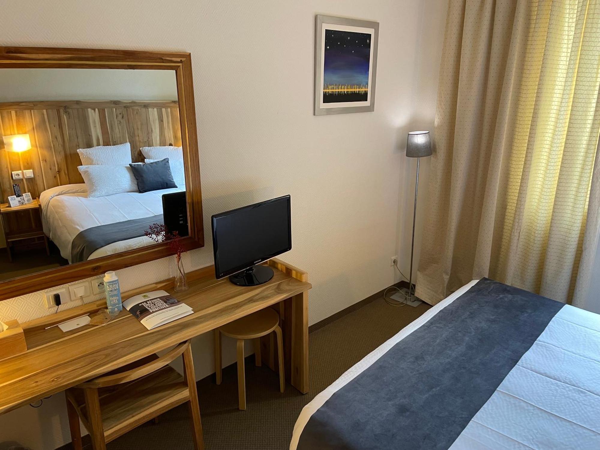 Logis Hotel De France & Restaurant Памие Екстериор снимка