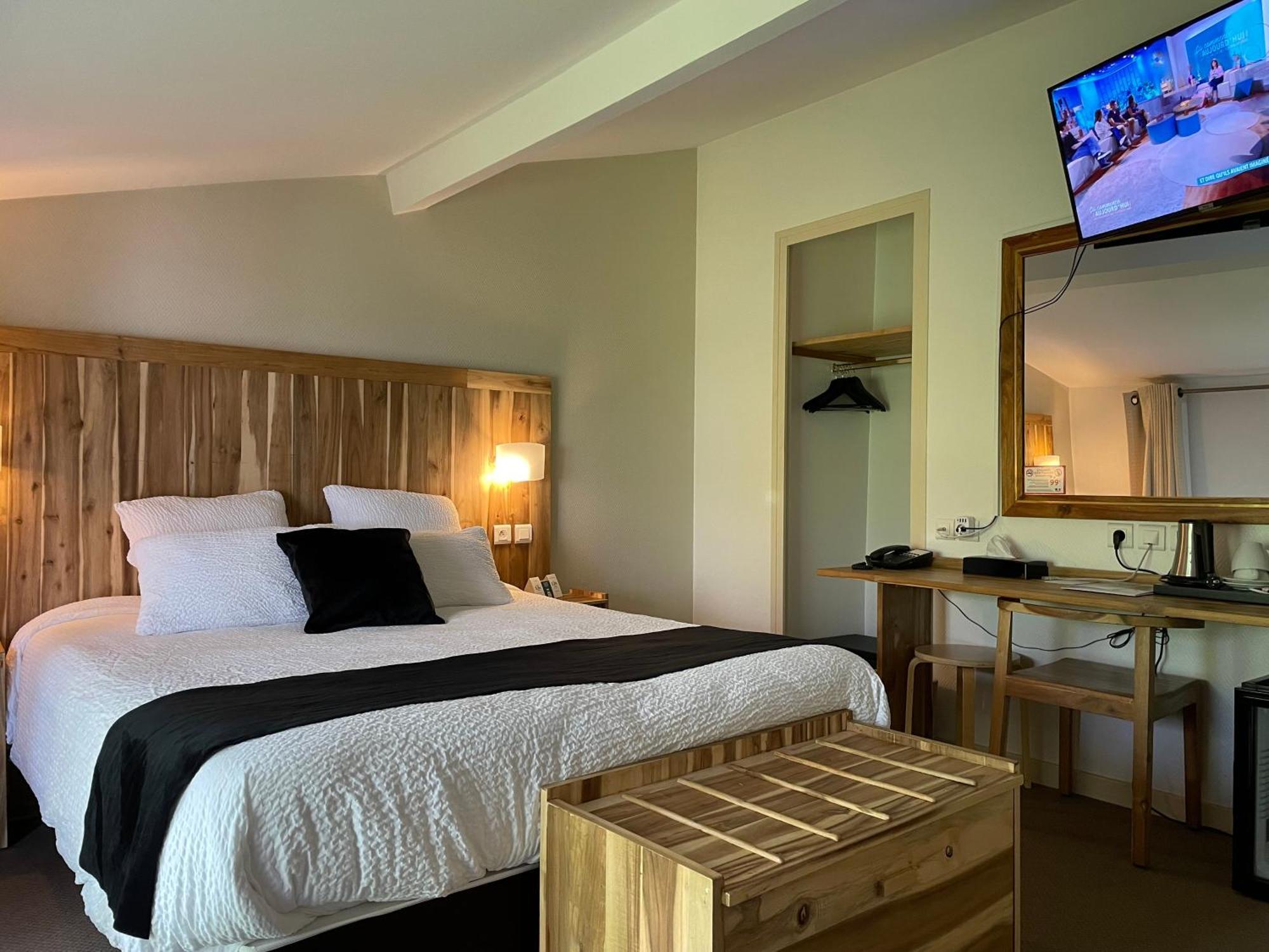 Logis Hotel De France & Restaurant Памие Екстериор снимка