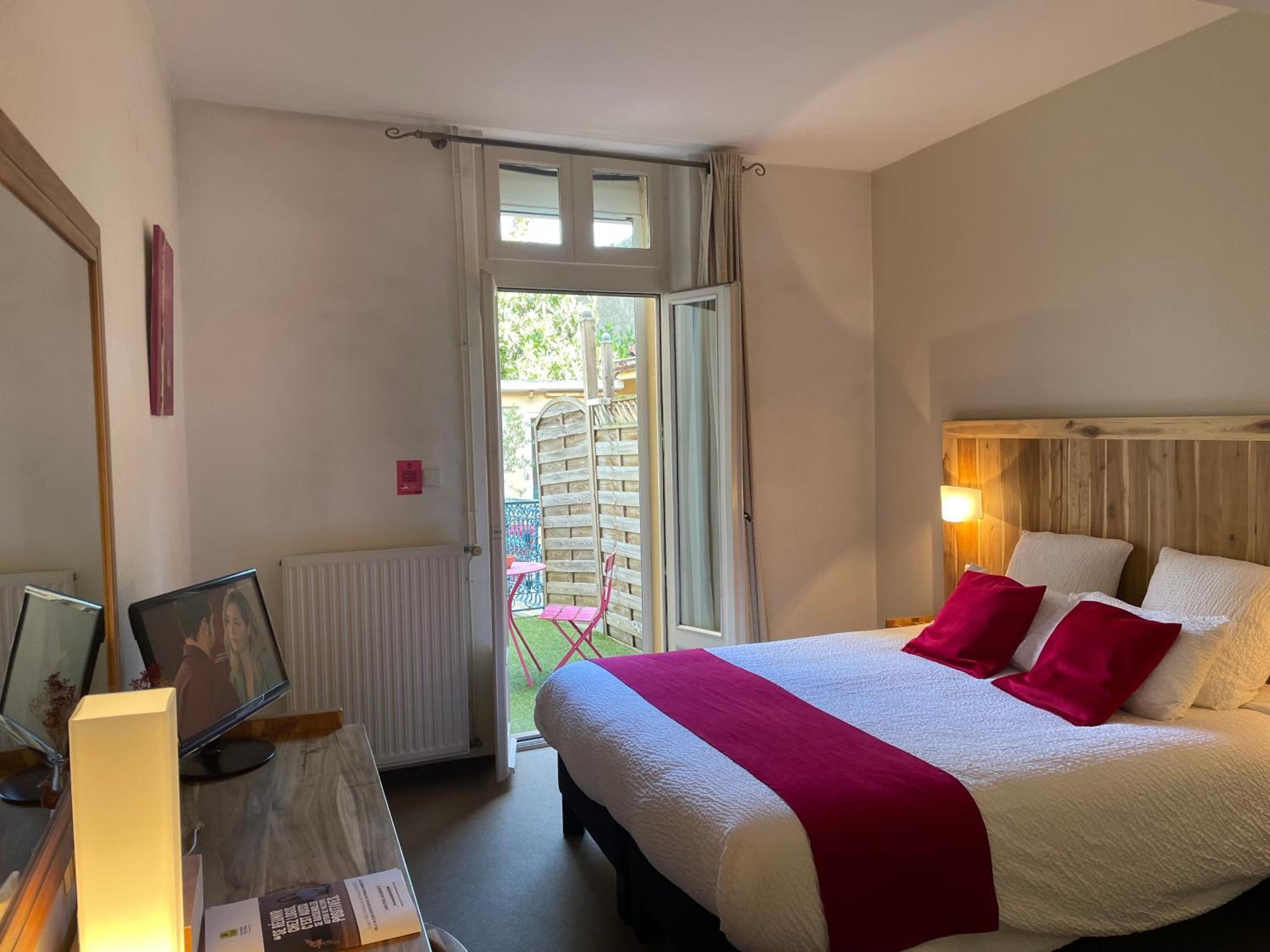 Logis Hotel De France & Restaurant Памие Екстериор снимка
